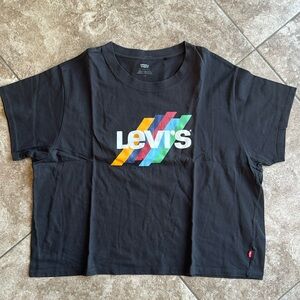 Levi’s tshirt size Large